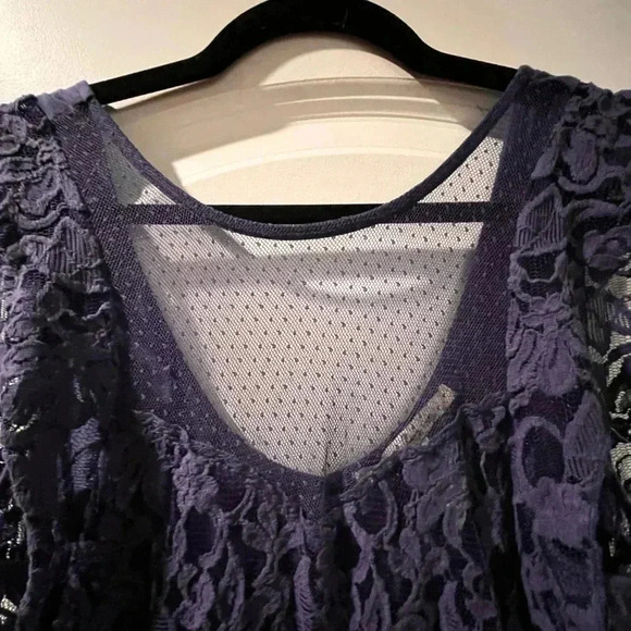 ~American Rag~ Lace Top - Medium - Picture 4 of 6
